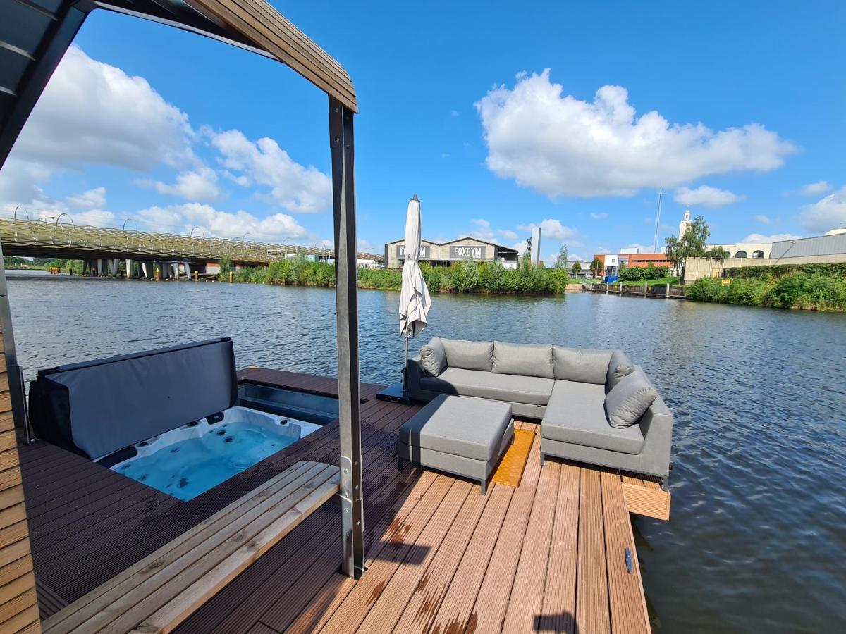 Wikkelboats @ Tramkade Den Bosch Villa Orthen Dış mekan fotoğraf